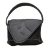 accesorio protector negro para zapato motociclista