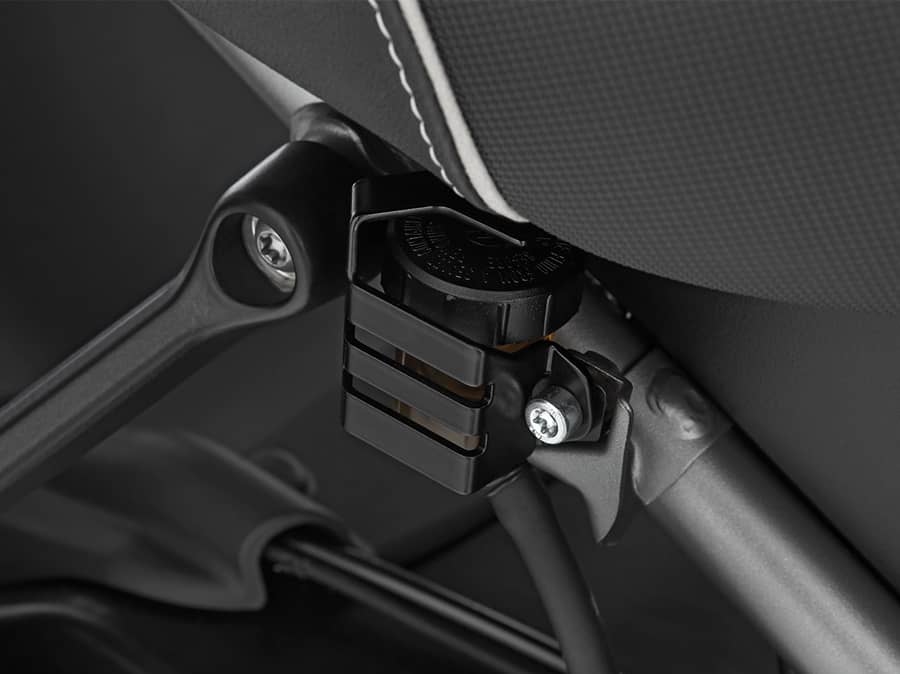 Protección depósito líquido de frenos trasero negro Wunderlich  Harley Davidson Pan America 1250 / Special